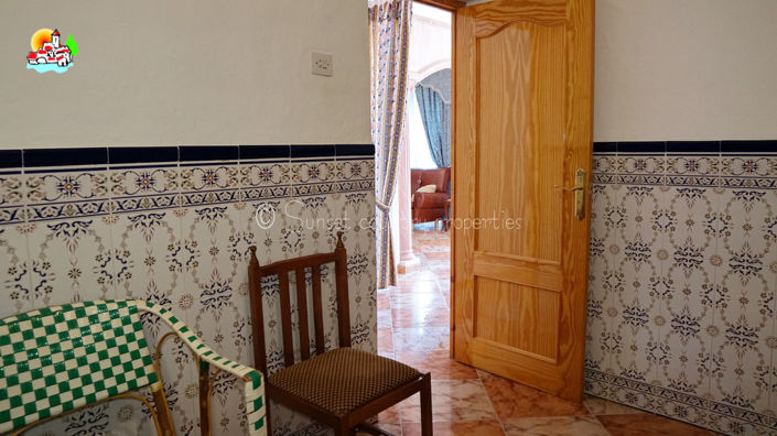 Image No.19-4 Bed Property for sale