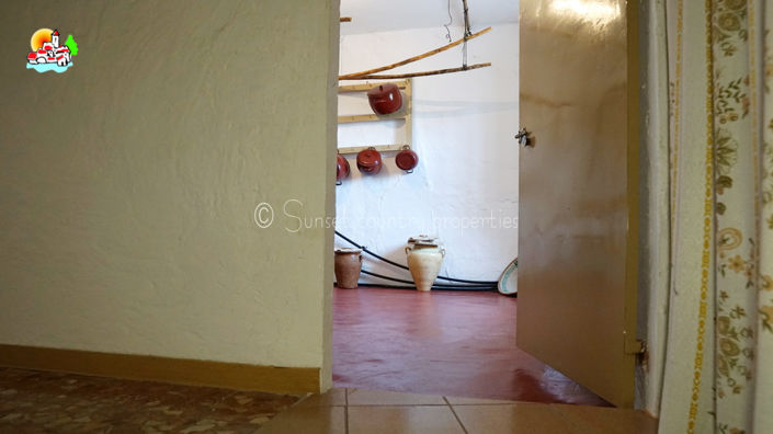Image No.30-4 Bed Property for sale