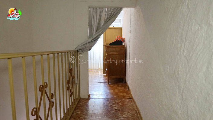 Image No.35-4 Bed Property for sale