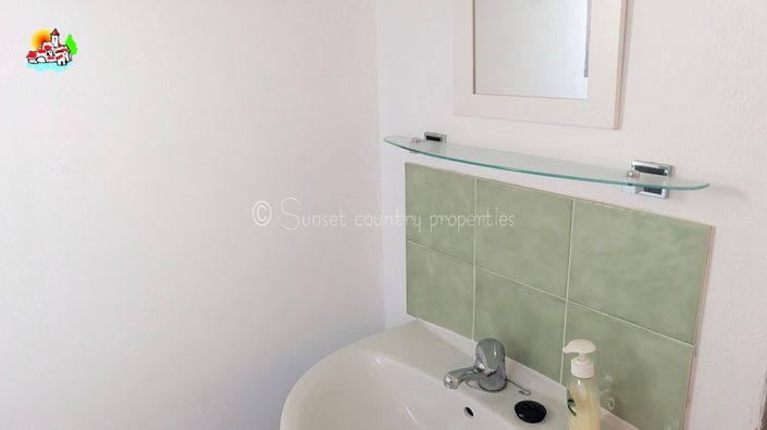 Image No.22-3 Bed Property for sale