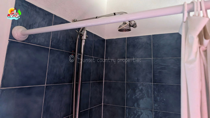 Image No.26-3 Bed Property for sale