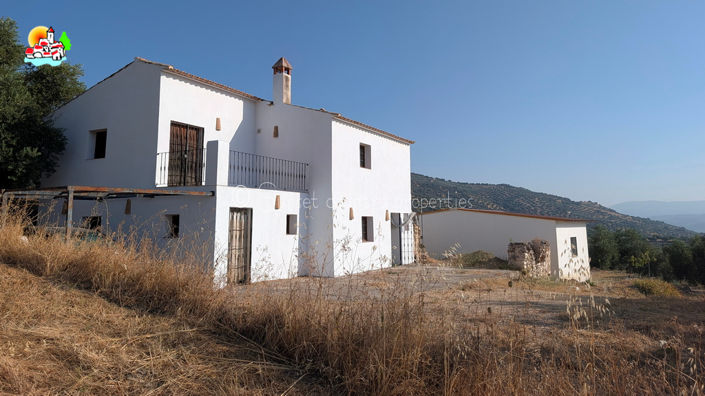 Image No.29-3 Bed Property for sale