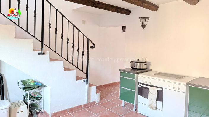 Image No.8-3 Bed Property for sale