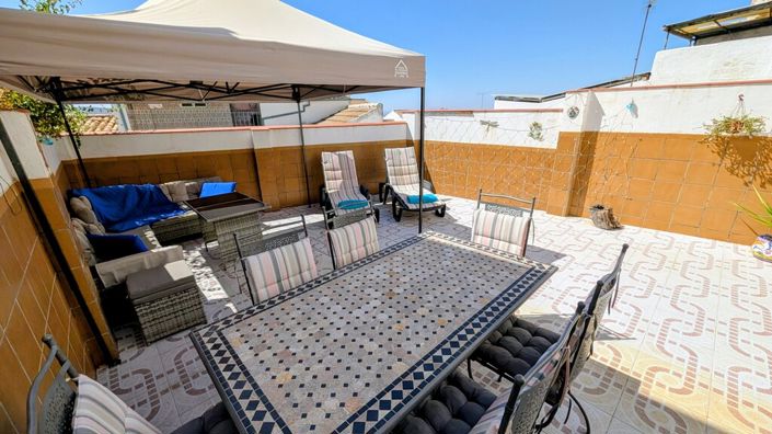 Image No.11-3 Bed Townhouse for sale