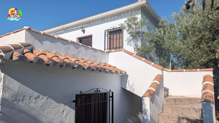 Image No.37-4 Bed Property for sale