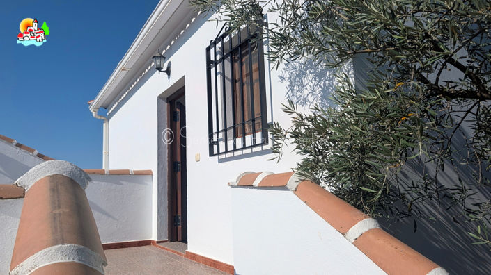 Image No.38-4 Bed Property for sale