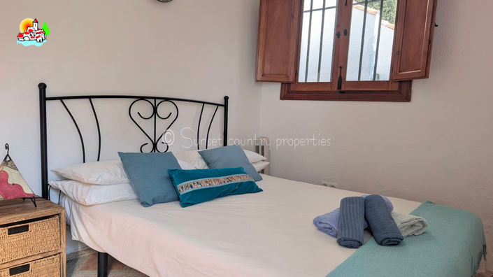 Image No.47-4 Bed Property for sale