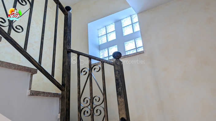 Image No.19-3 Bed Villa for sale