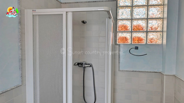 Image No.23-3 Bed Villa for sale