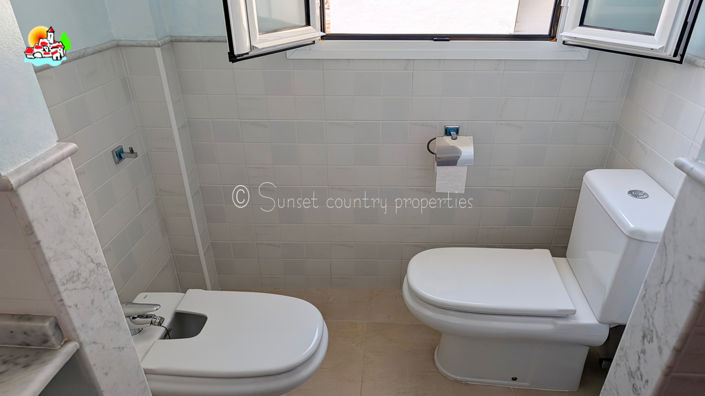 Image No.24-3 Bed Villa for sale