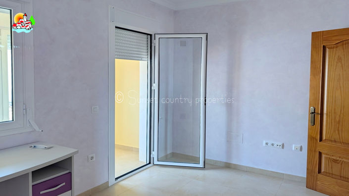 Image No.38-3 Bed Villa for sale