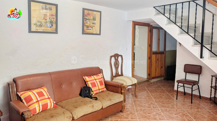 Image No.2-3 Bed Townhouse for sale