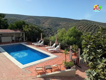 3. pool and views.jpg