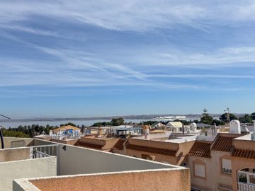 townhouse-for-sale-in-los-balcones-es375-1764