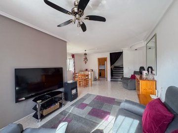 townhouse-for-sale-in-los-balcones-es375-1764