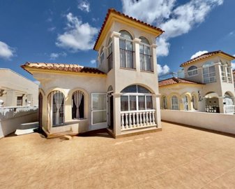 155540-villa-for-sale-in-algorfa-1-large