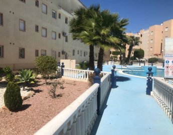 155586-apartment-for-sale-in-torrevieja-30015