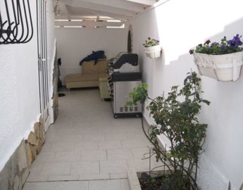 155585-villa-for-sale-in-quesada-30015234-lar