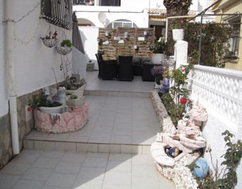 155585-villa-for-sale-in-quesada-30015241-lar