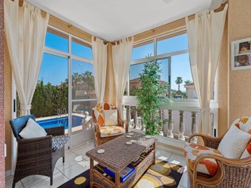 155905-villa-for-sale-in-rojales-11-large