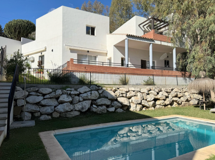 Image No.1-Villa / Détaché de 5 chambres à vendre à Benalmadena