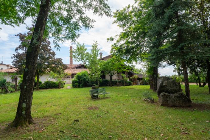 Image No.35-Restaurant de 18 chambres à vendre à Tricesimo