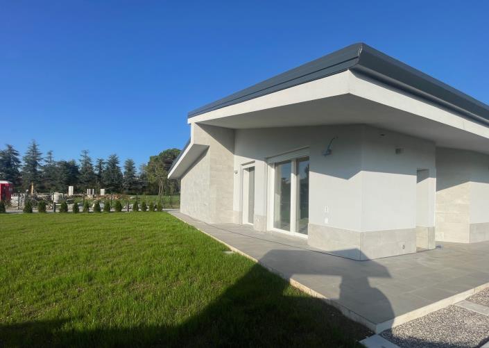 Image No.2-Villa / Détaché de 3 chambres à vendre à Tricesimo