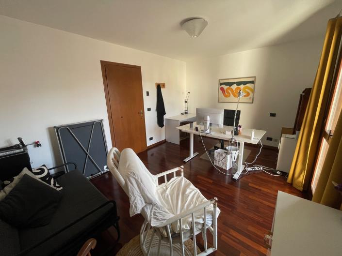 Image No.14-3 Bed Semi-Detached for sale