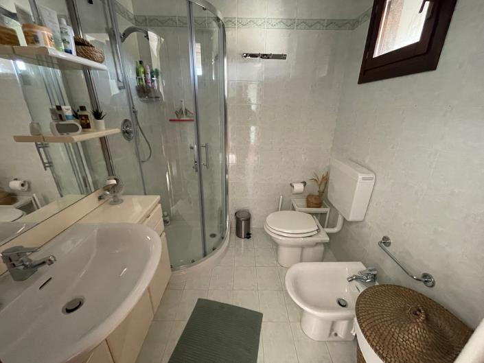 Image No.15-3 Bed Semi-Detached for sale