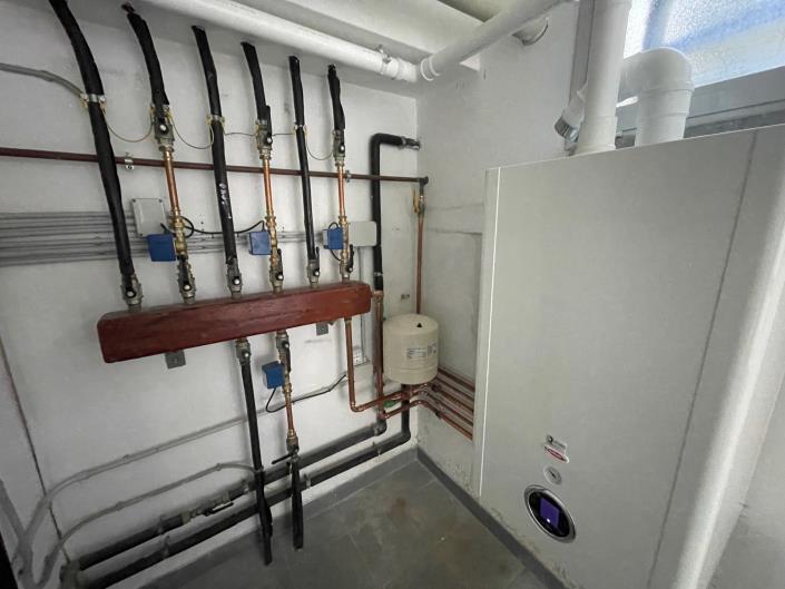 Image No.23-3 Bed Semi-Detached for sale