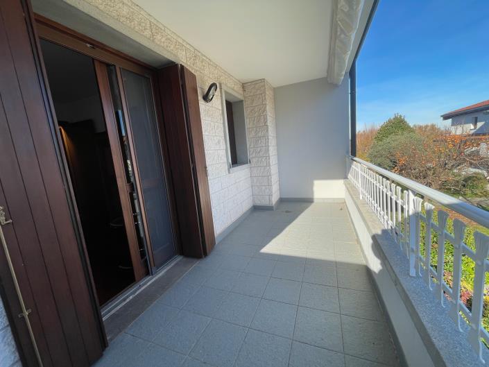 Image No.40-3 Bed Semi-Detached for sale