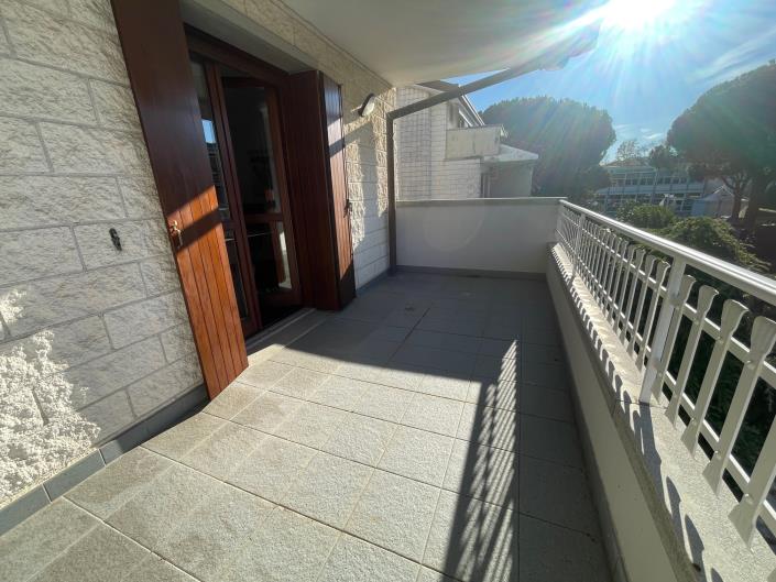 Image No.41-3 Bed Semi-Detached for sale