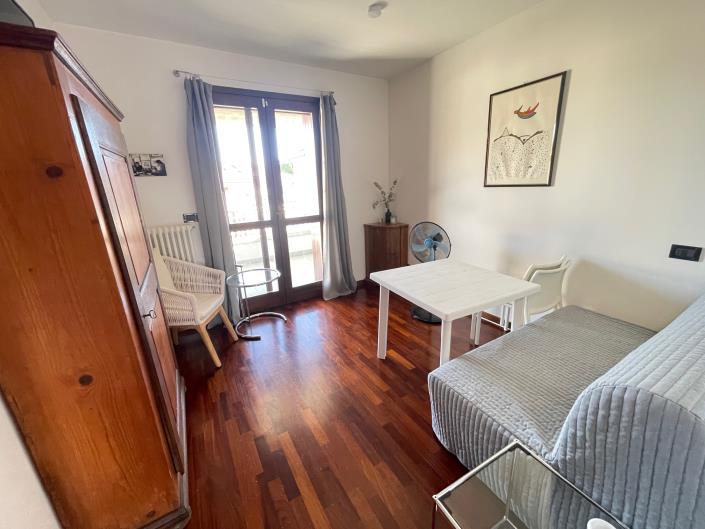 Image No.53-3 Bed Semi-Detached for sale