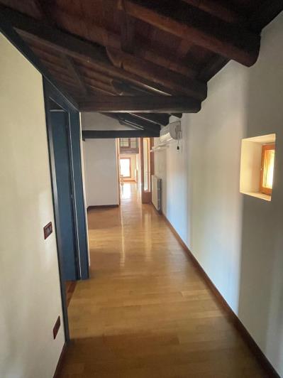 Image No.9-2 Bed House for sale