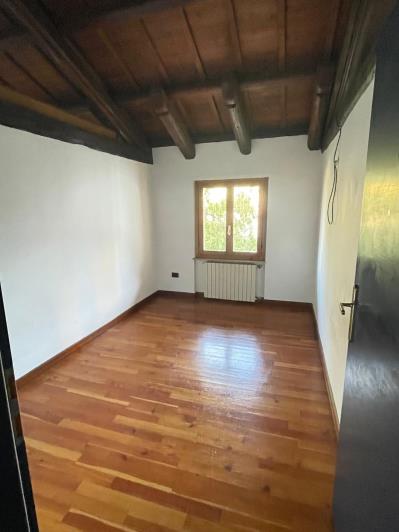 Image No.10-2 Bed House for sale