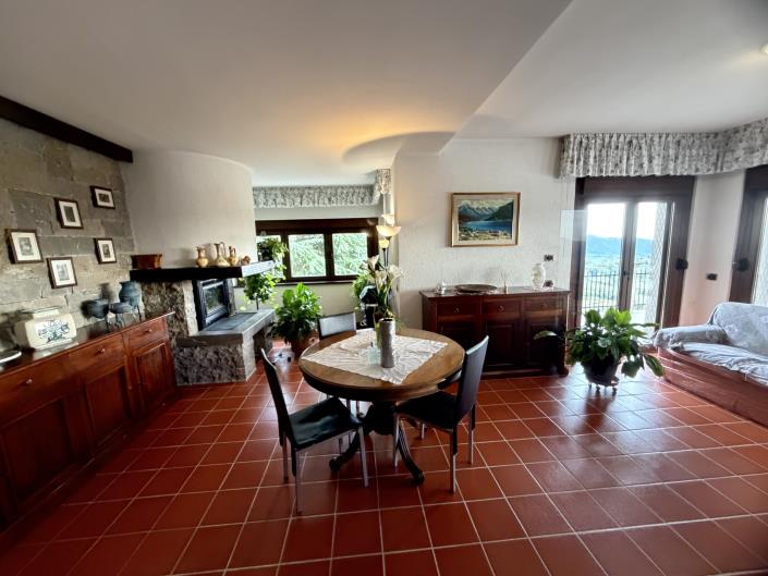 Image No.3-4 Bed House/Villa for sale