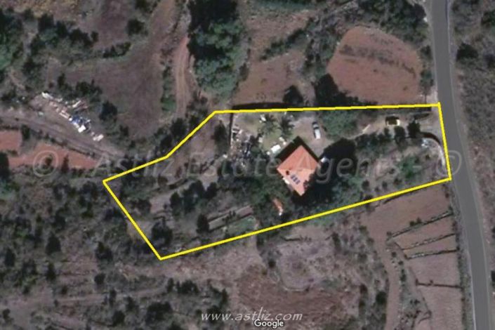 Image No.35-2 Bed Country House for sale