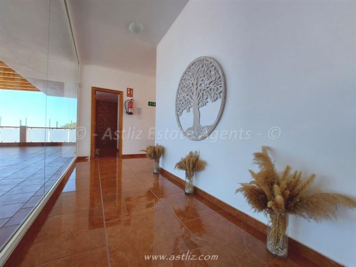 Image No.17-4 Bed Villa for sale