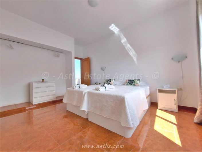 Image No.24-4 Bed Villa for sale