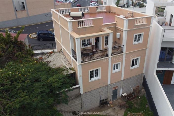 Image No.7-Villa de 5 chambres à vendre à Adeje