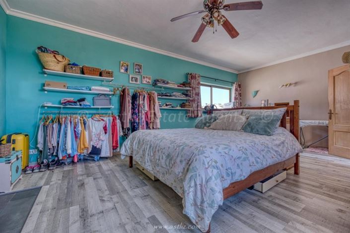 Image No.17-6 Bed Villa for sale