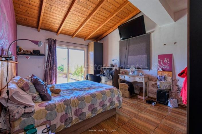 Image No.25-6 Bed Villa for sale