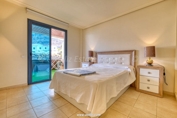 Image No.3-3 Bed Apartment for sale