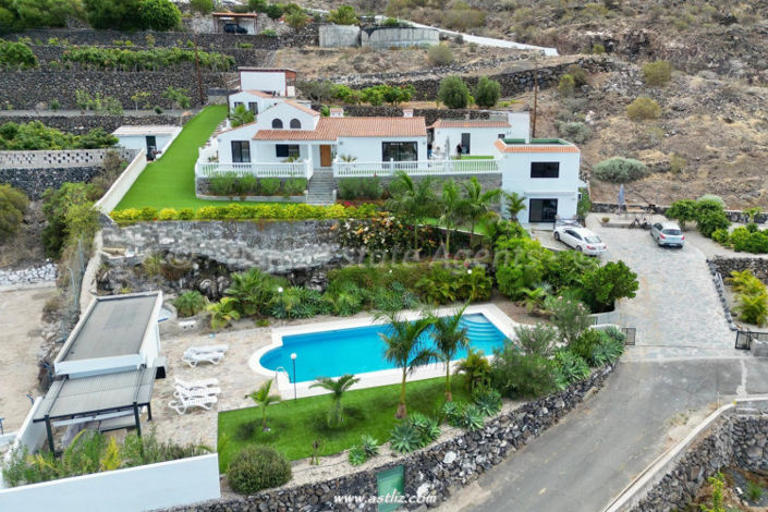 Image No.6-5 Bed Villa for sale
