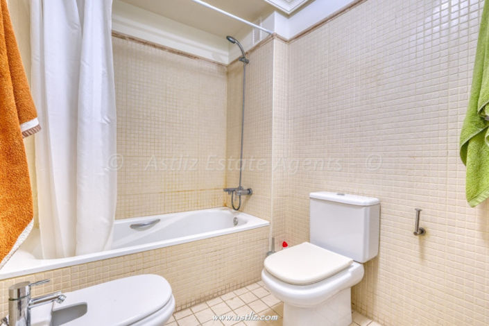 Image No.24-1 Bed Apartment for sale