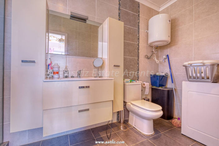 Image No.21-3 Bed Villa for sale