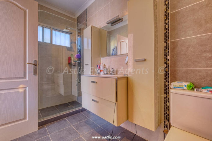 Image No.22-3 Bed Villa for sale