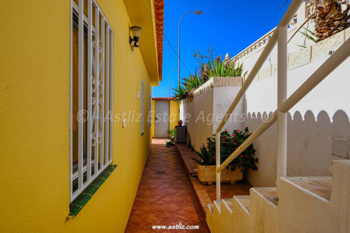 Image No.30-3 Bed Villa for sale