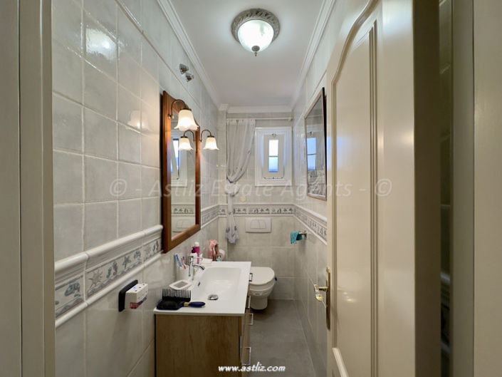 Image No.10-4 Bed Villa for sale