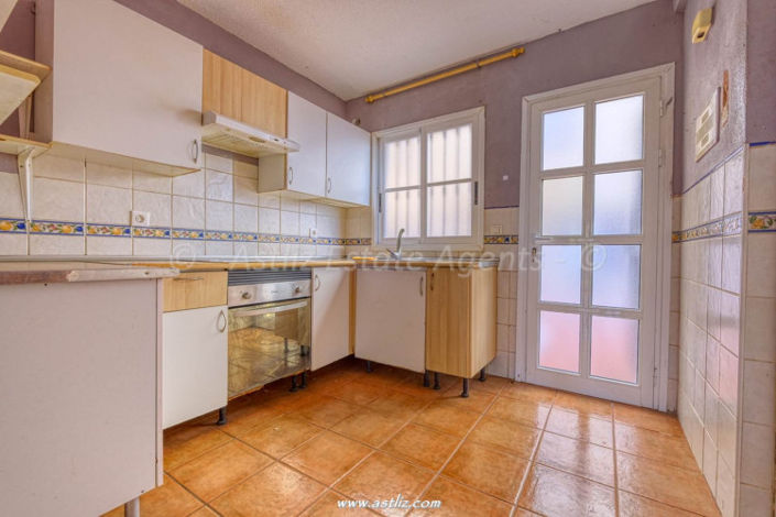 Image No.16-3 Bed Apartment for sale